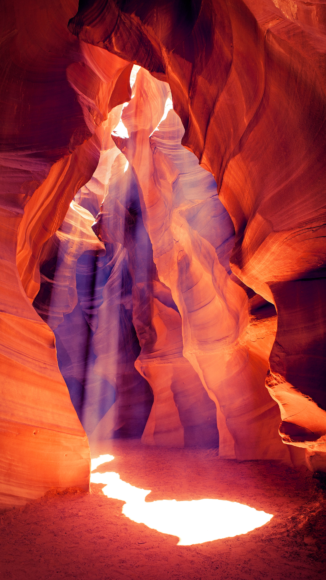 light streaming through antelope canyon in northern arizona